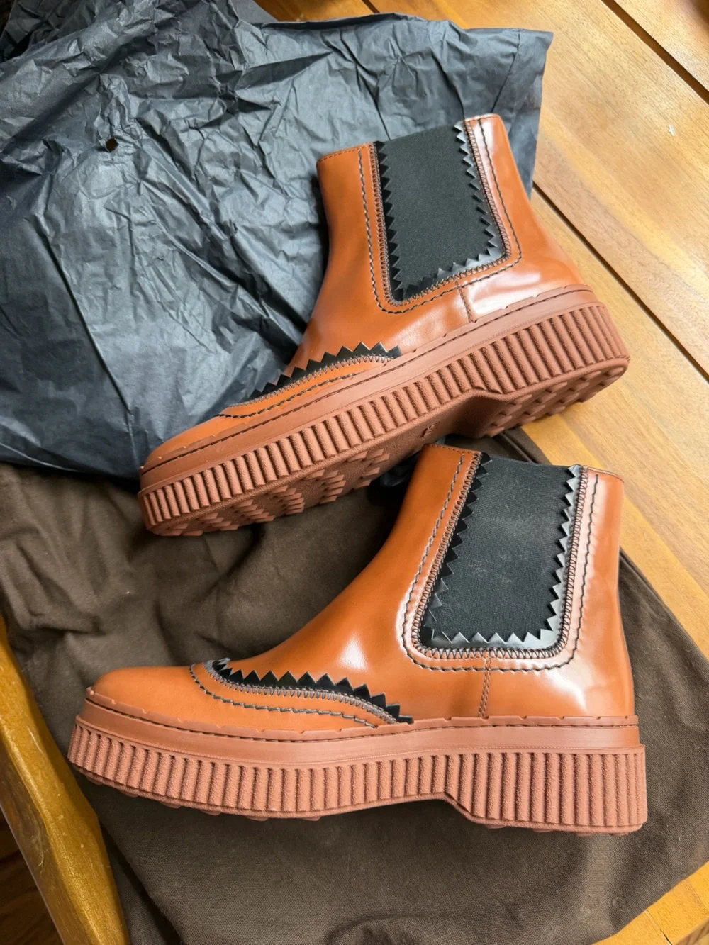 Tod's Women's Chestnut Brown Patent Leather Chelsea Booties